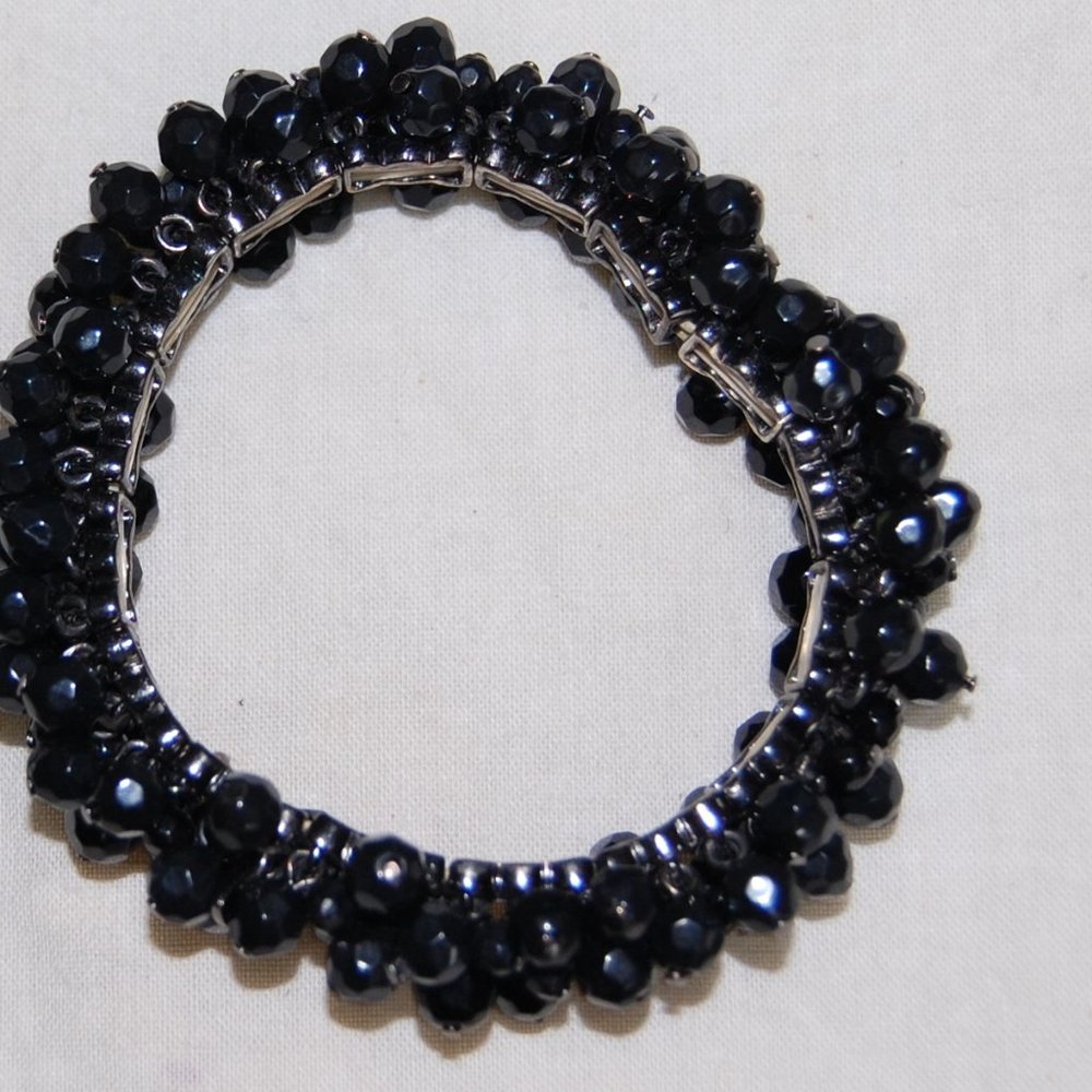 Black Cluster Beads Bracelet - Stretchy